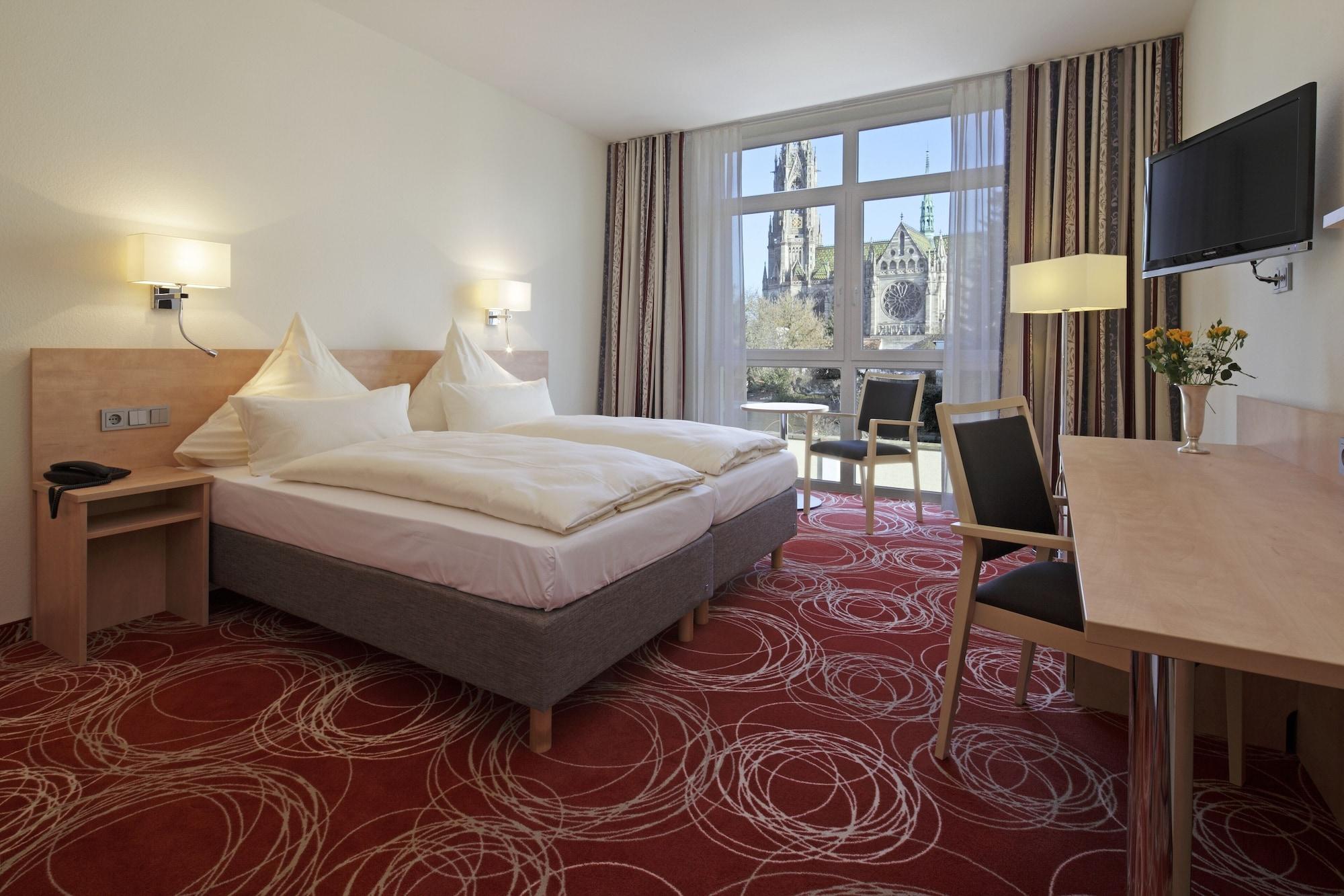 Hotel Loewengarten Speyer Oda fotoğraf